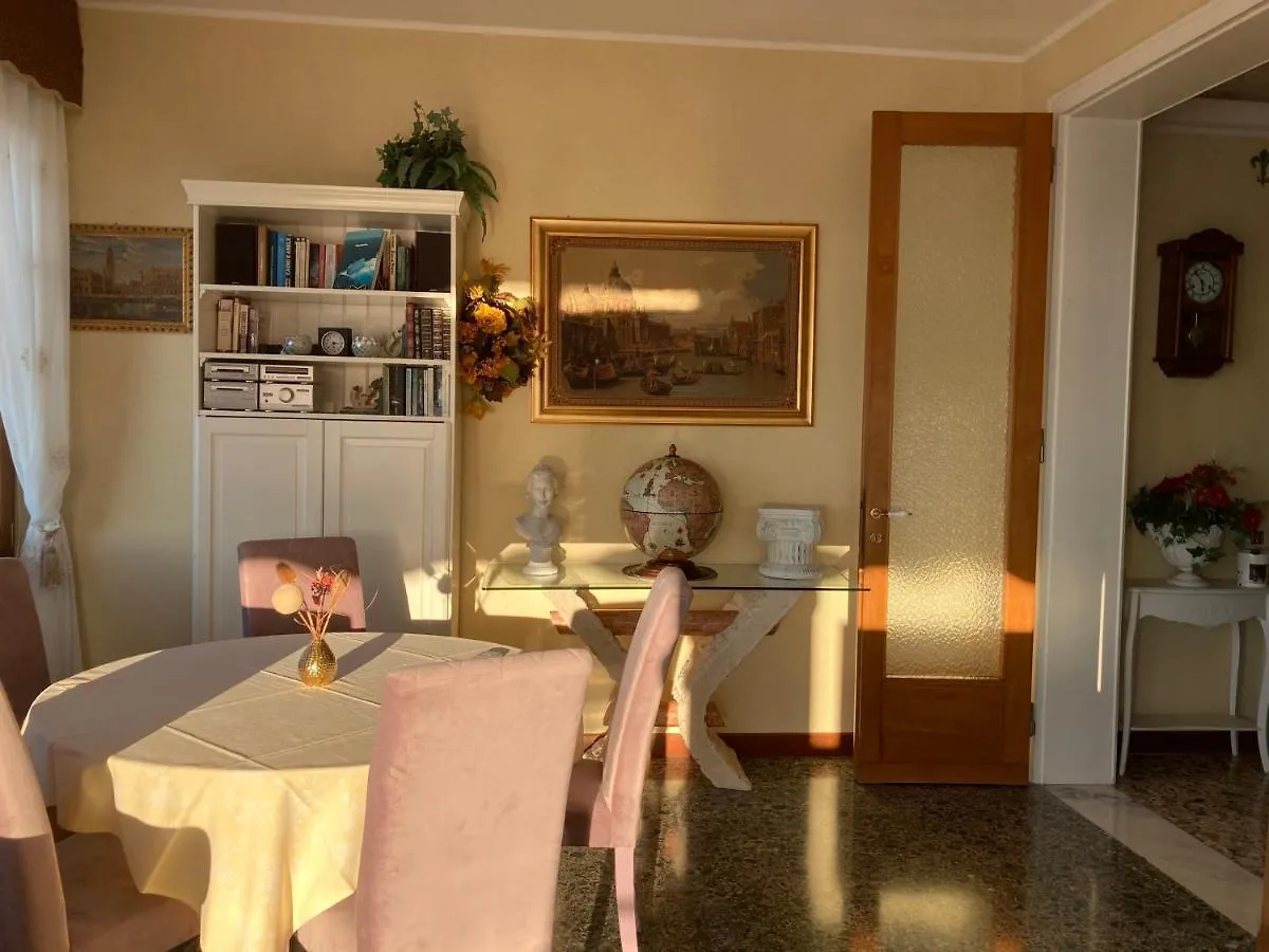 Oasis Golden Lagoon Chalet Benátky – Lido