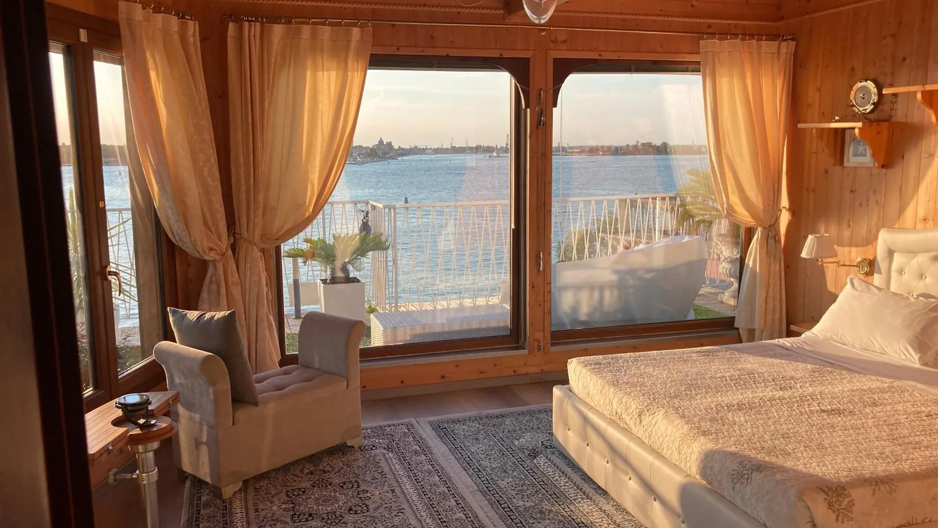 Oasis Golden Lagoon Chalet Benátky – Lido Itálie