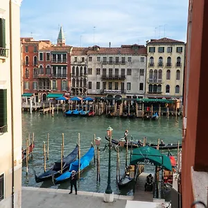  Apartment Rialto Deluxe Grand Canal View R&r Italy