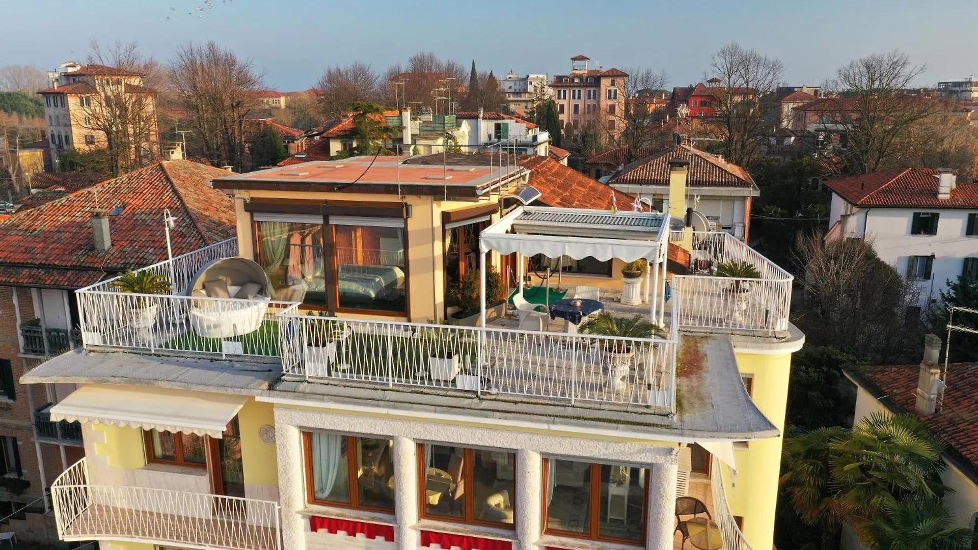 Oasis Golden Lagoon Chalet Lido di Venezia 0*,  Italy