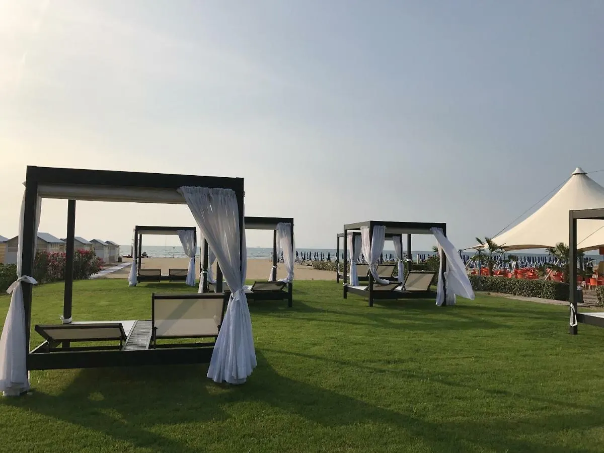 Oasis Golden Lagoon Chalet Lido di Venezia Italy