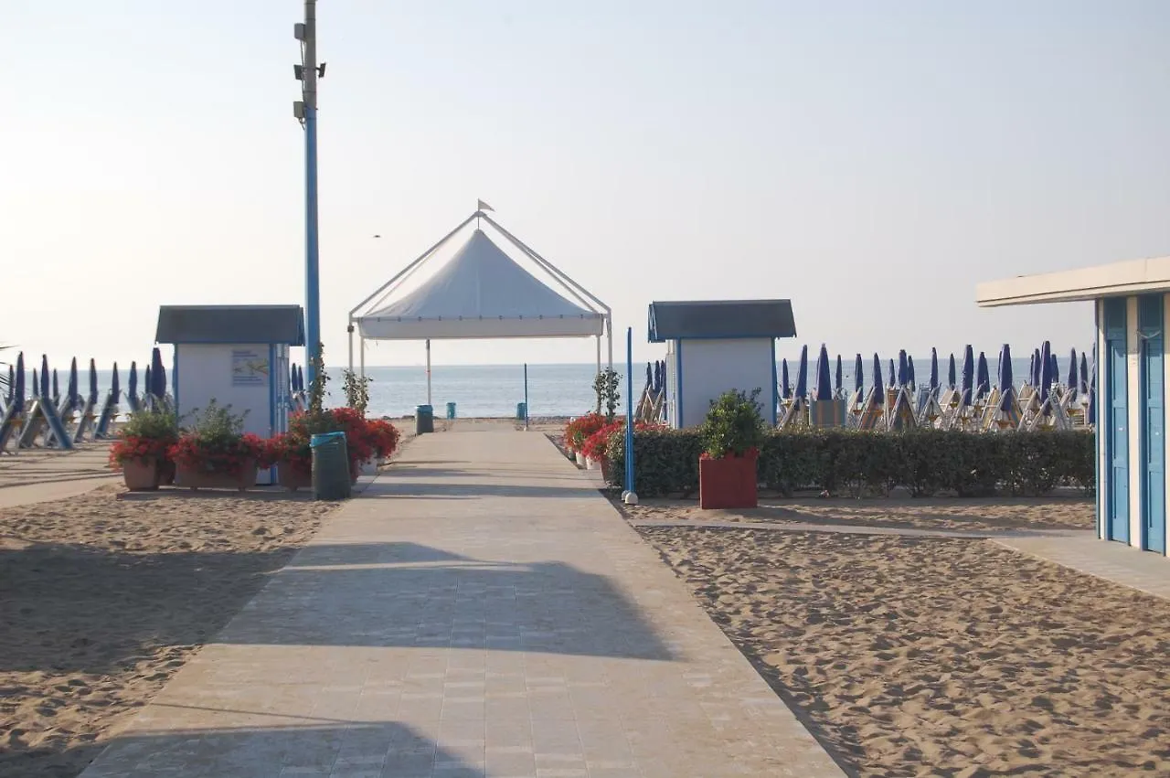 Oasis Golden Lagoon Chalet Lido di Venezia Italy