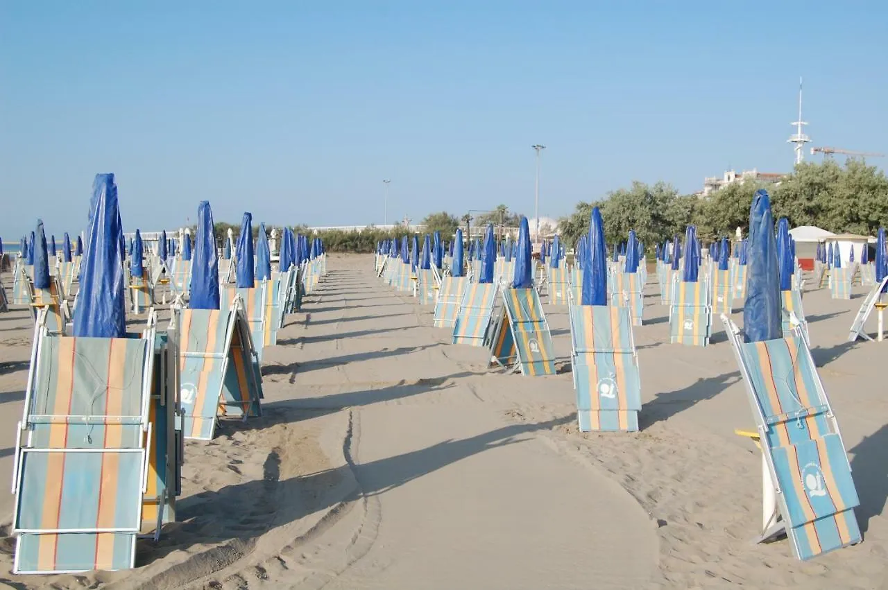 Oasis Golden Lagoon Chalet Lido di Venezia 0*,